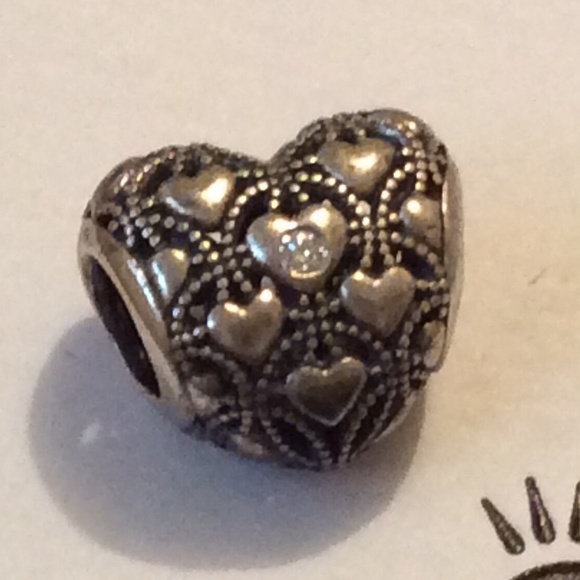 Pandora heart with CZ stone charm - Picture 1 of 2